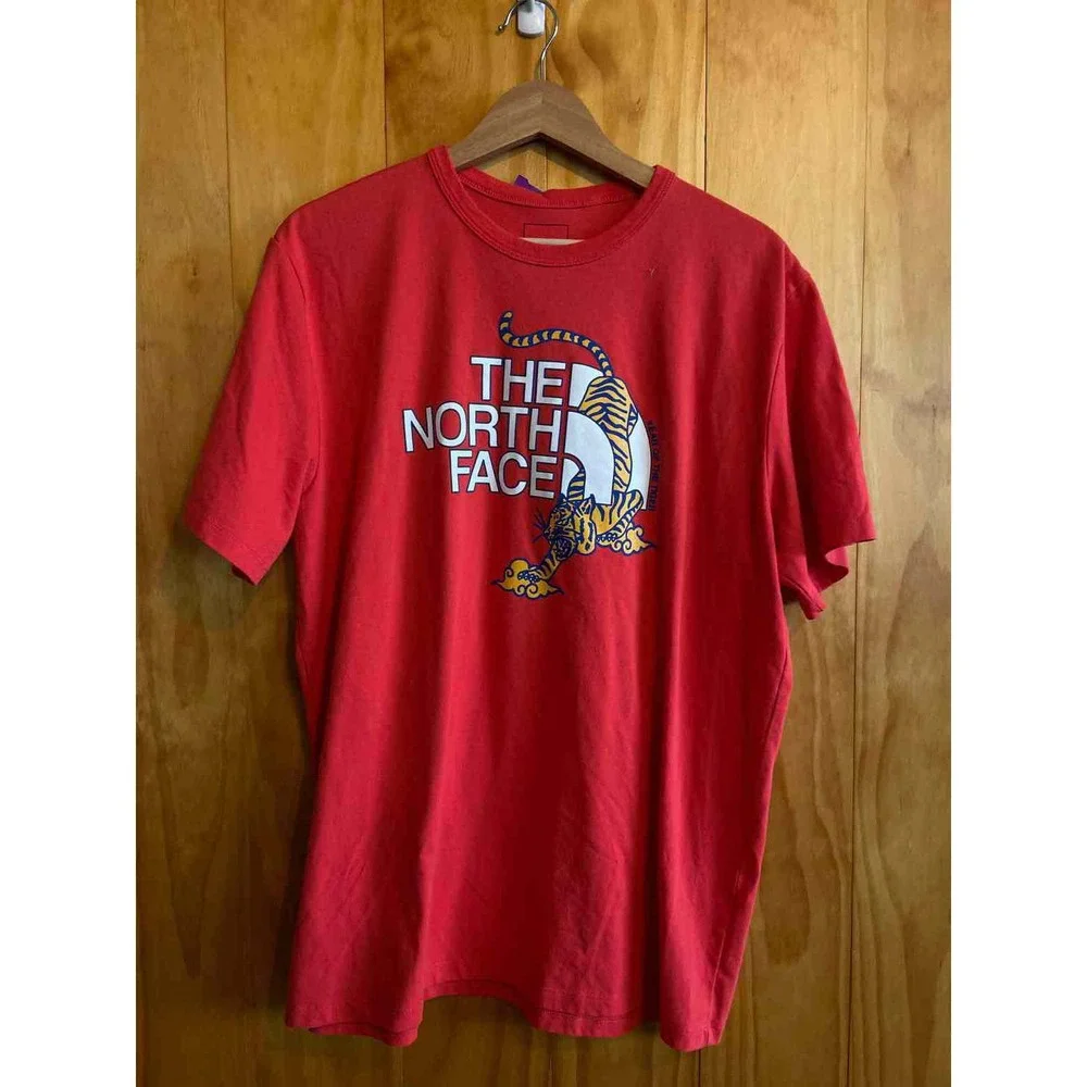 Size XL The North Face Men's Short Sleeve Shirt
